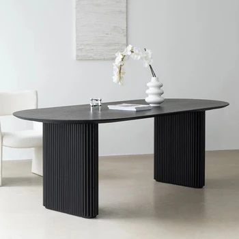 Простой стол из цельного дерева в скандинавском стиле, бытовой овальный светлый роскошный стол, современный минималистичный дизайнерский длинный стол