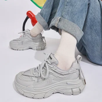 Женская обувь 2023, брендовая сетчатая женская вулканизированная обувь, Летние дышащие женские кроссовки на шнуровке, однотонные женские массивные кроссовки